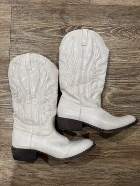 White Western Cowgirl Boots